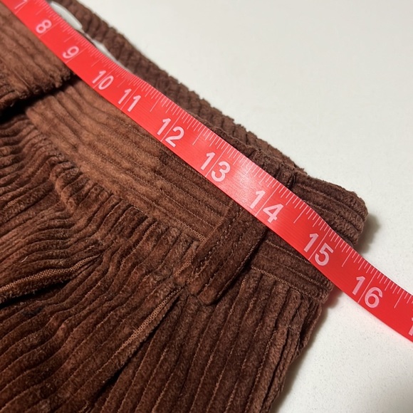 Sunday Best wide pile brow Corduroy Pants.  Wide leg, high waist, long. Size 4 - Picture 6 of 9